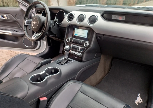 Ford Mustang cena 85500 przebieg: 134422, rok produkcji 2016 z Warszawa małe 277